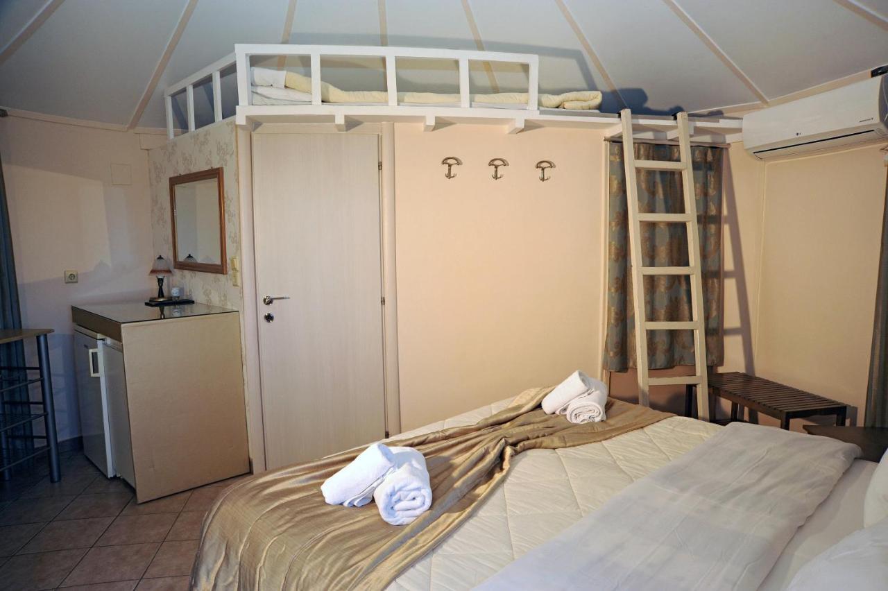 Chrissa Camping Rooms & Bungalows Delphoi Kültér fotó