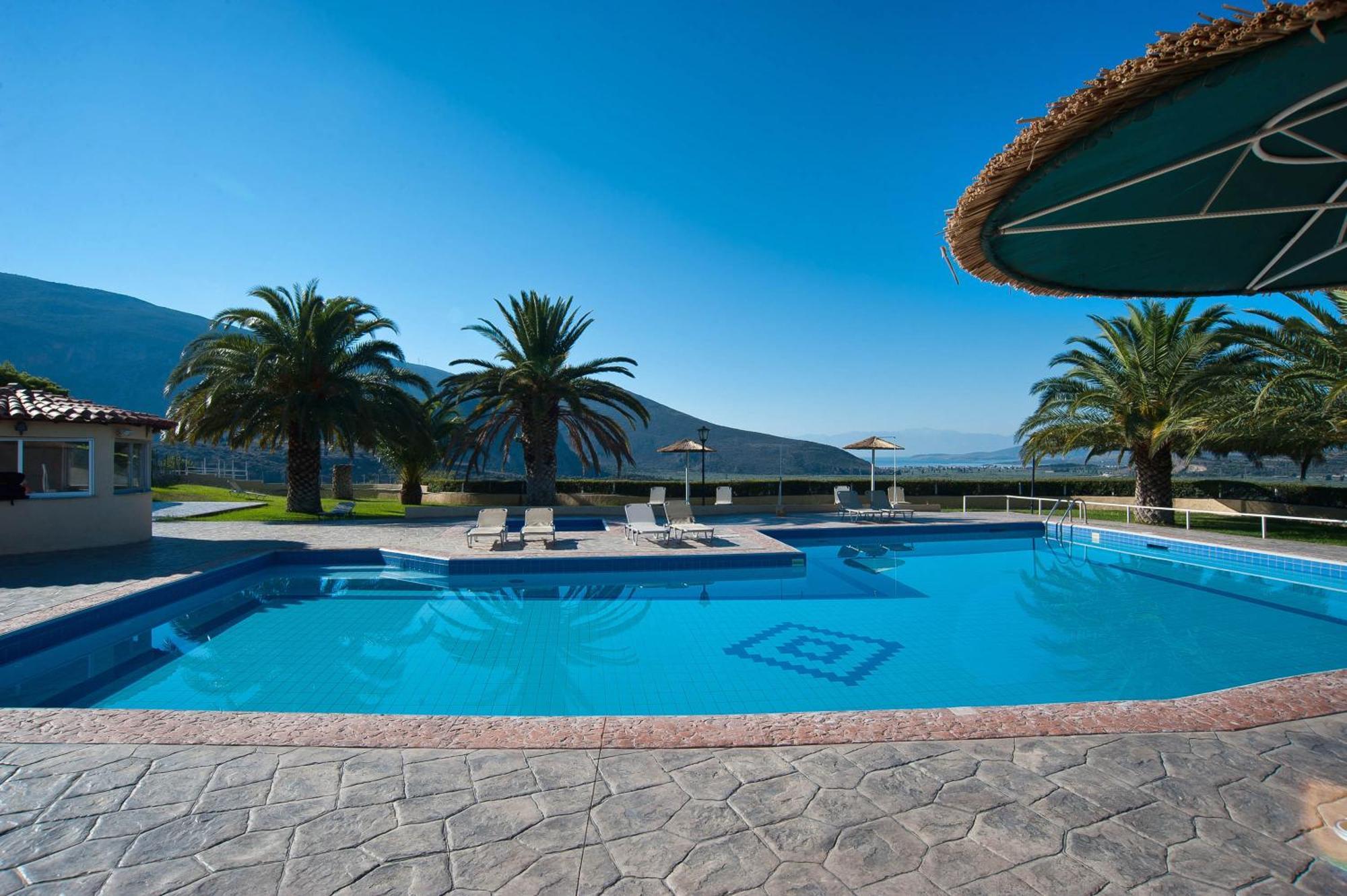 Chrissa Camping Rooms & Bungalows Delphoi Kültér fotó